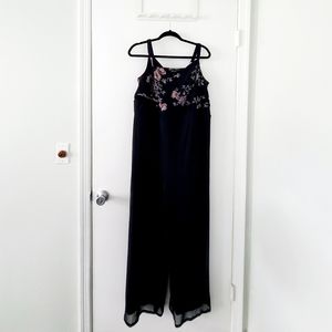 Torrid Jumpsuit Sz 2x Black Flowers Mesh Wide Leg High Waist Stretch Sleeveless